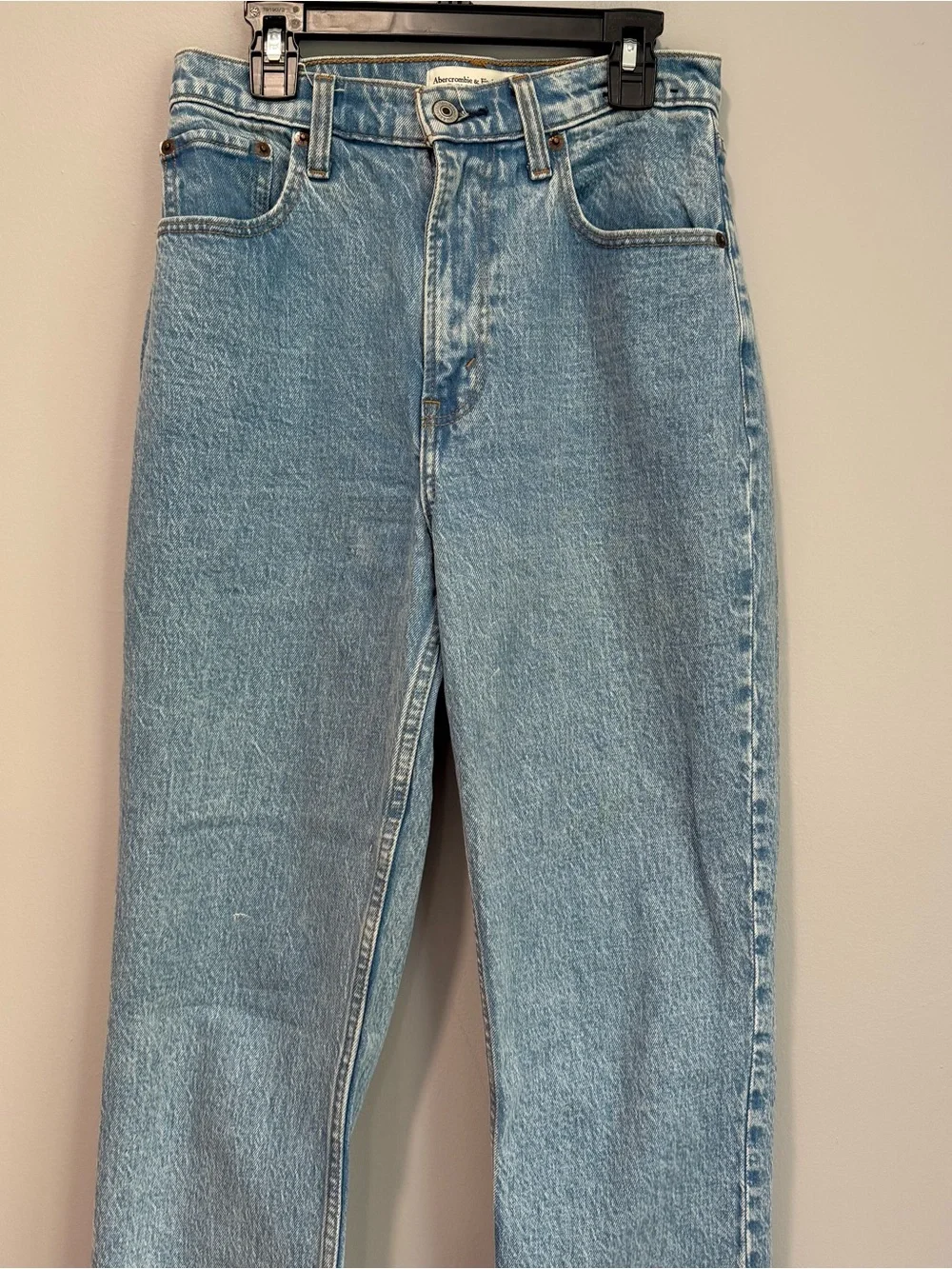 Abercrombie & Fitch Curve Love Ultra High Rise 90s Straight Jeans